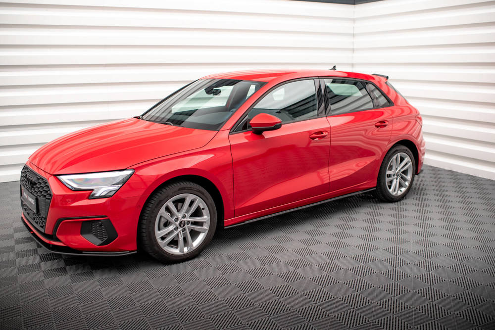 Zijskirts Street Pro Audi A3 8Y Maxton