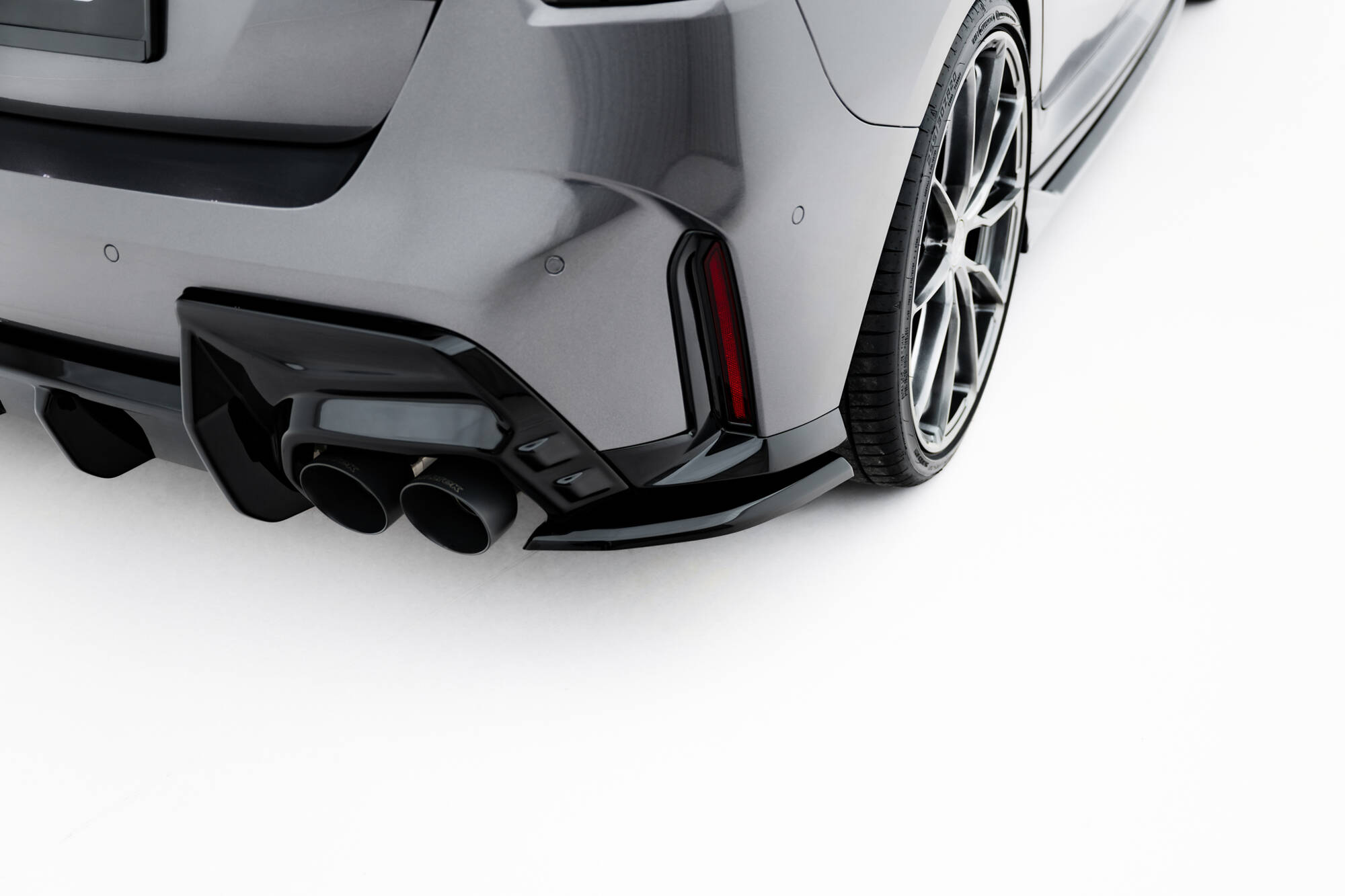 Achterzij Spoilers V.1 BMW M135i F70 Maxton Glanzend zwart