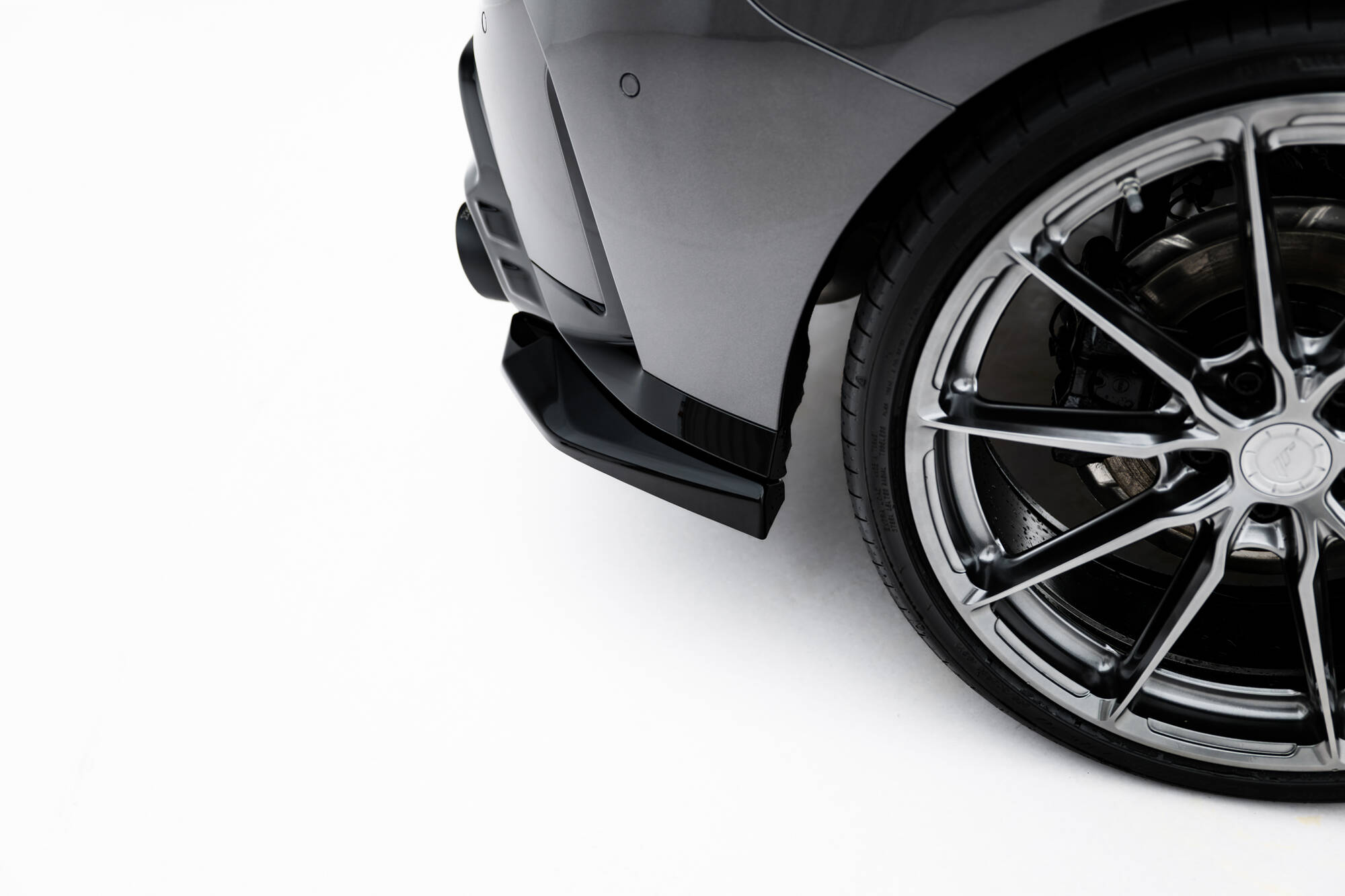 Achterzij Spoilers V.2 BMW M135i F70 Maxton Glanzend zwart