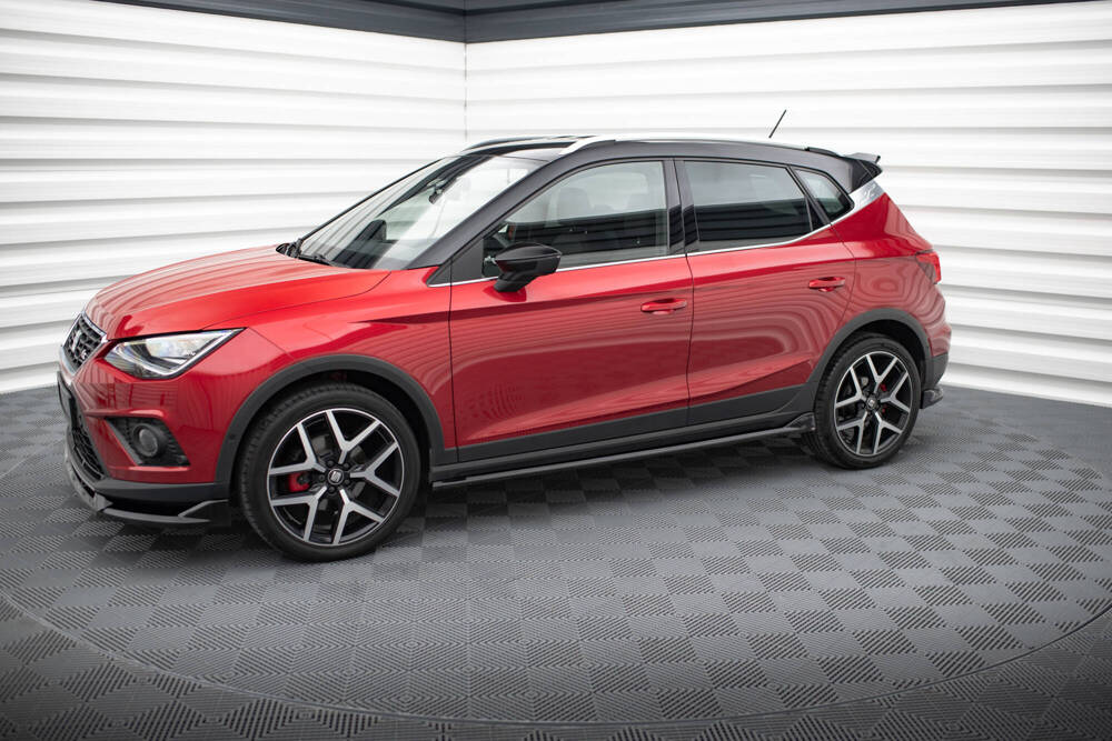 Zijskirts Seat Arona FR Maxton Glans Zwart