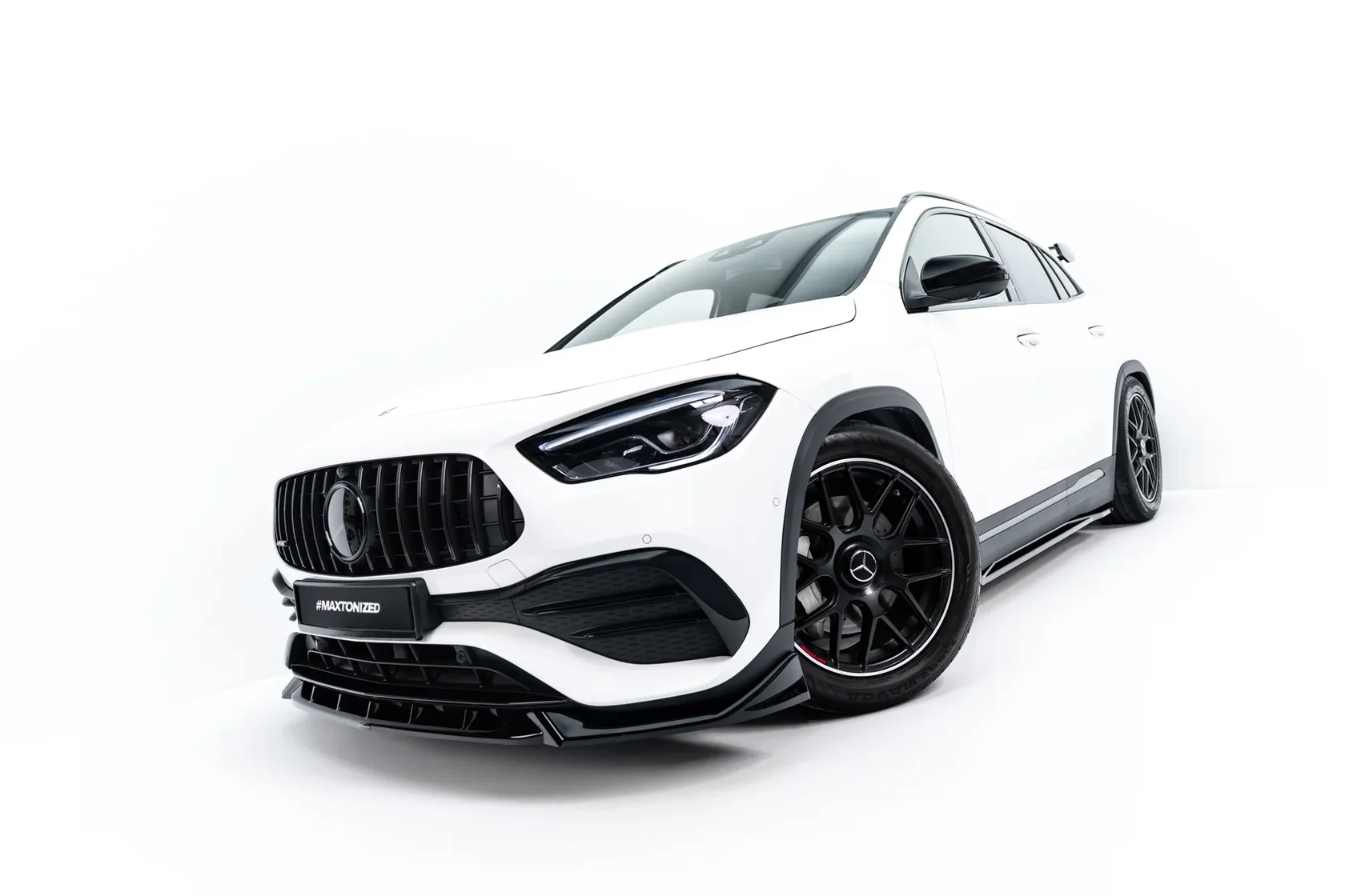 Bodykit Mercedes-AMG GLA 35 H247 Glans Zwart