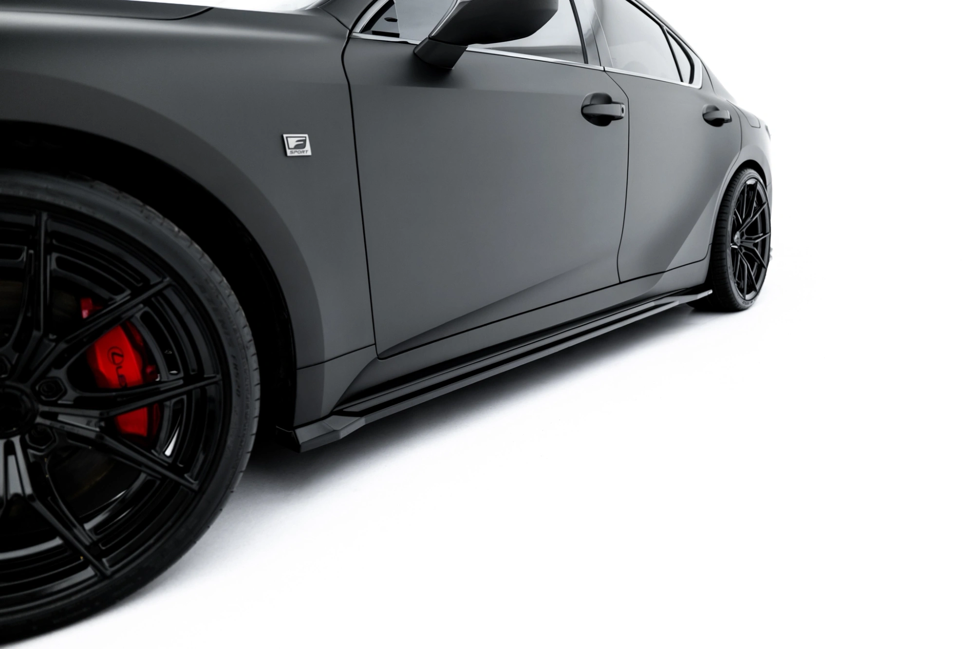 Bodykit Lexus IS 500 Mk3 Facelift 2 (XE30) Maxton Glans Zwart