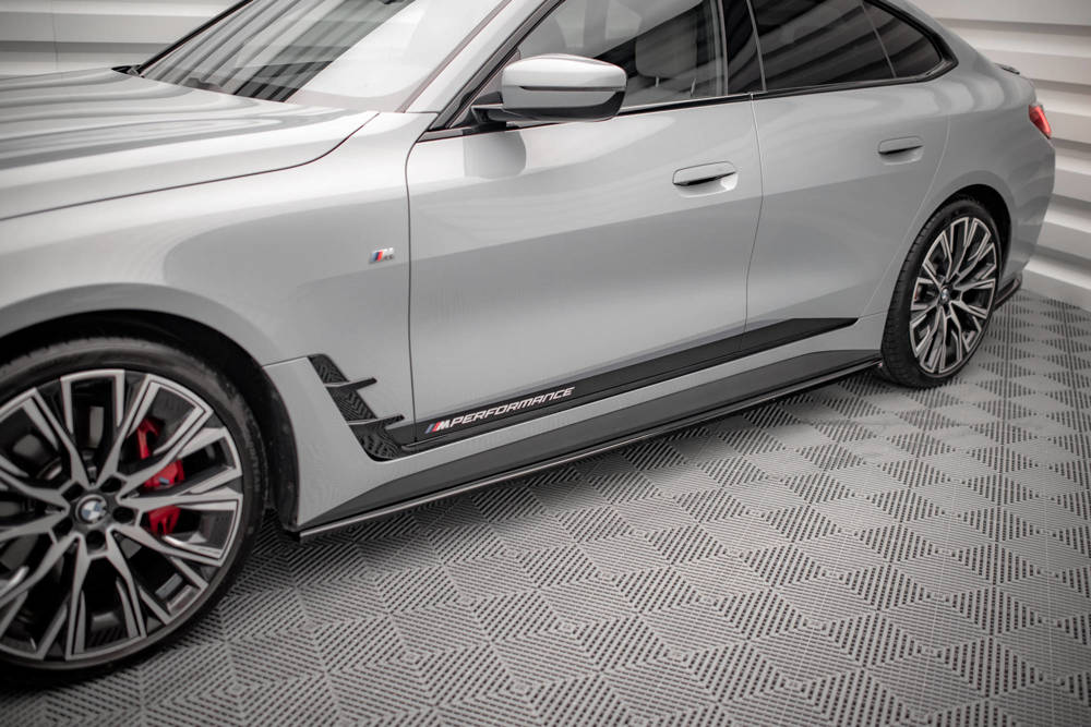 Zijskirts V.1 BMW 4 Serie Gran Coupe M Pakket G26 Maxton Glans Zwart