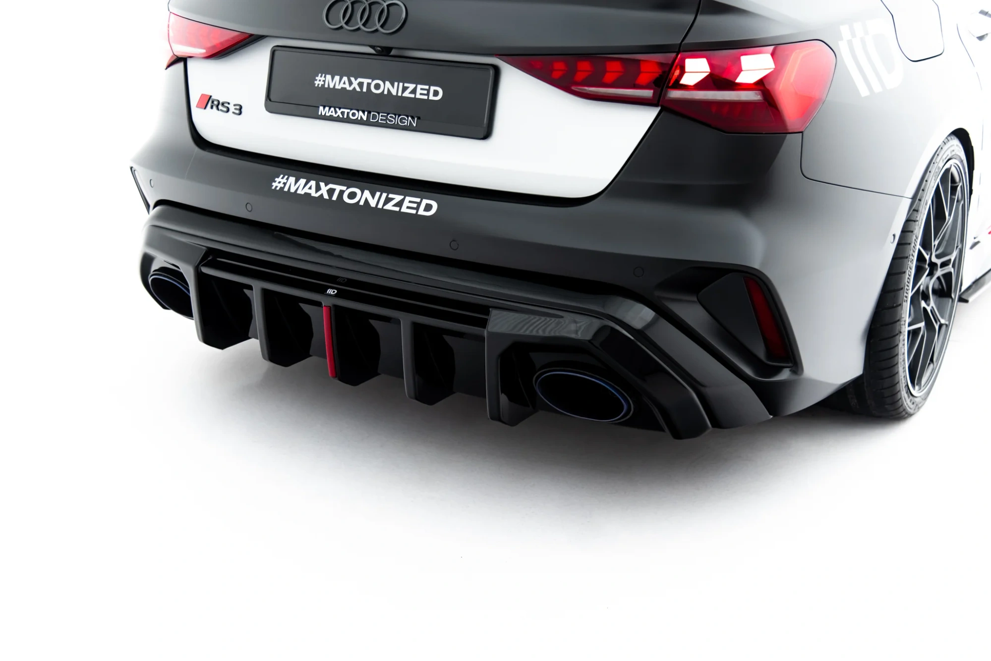 Diffuser Audi RS3 Sedan 8Y Facelift Maxton Glans Zwart