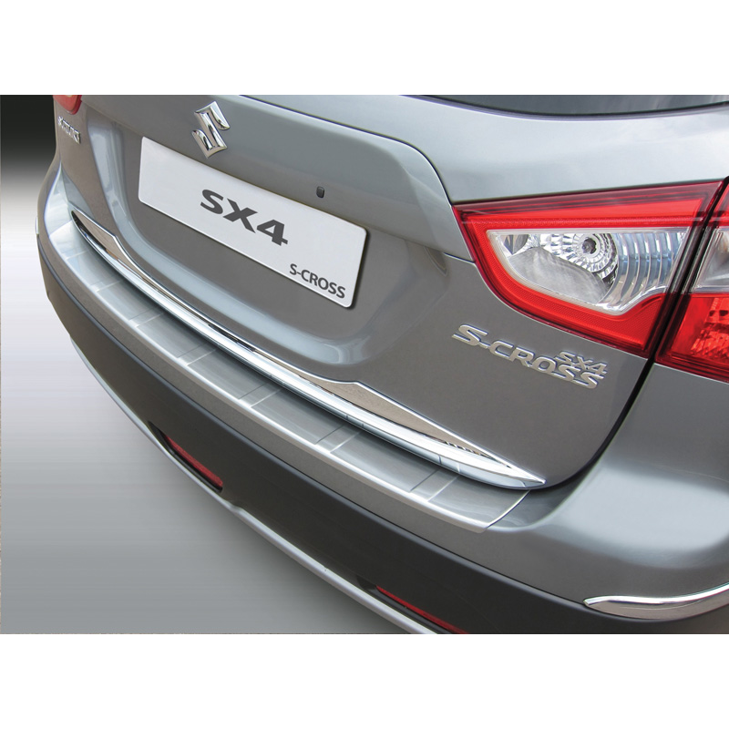 ABS Achterbumper beschermlijst  Suzuki SX4 S-Cross 10/2013- 'Ribbed' 'Brushed Alu' Look