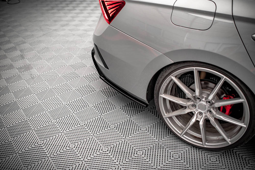 Zijdiffusers Skoda Octavia RS MK4 Maxton Glans Zwart