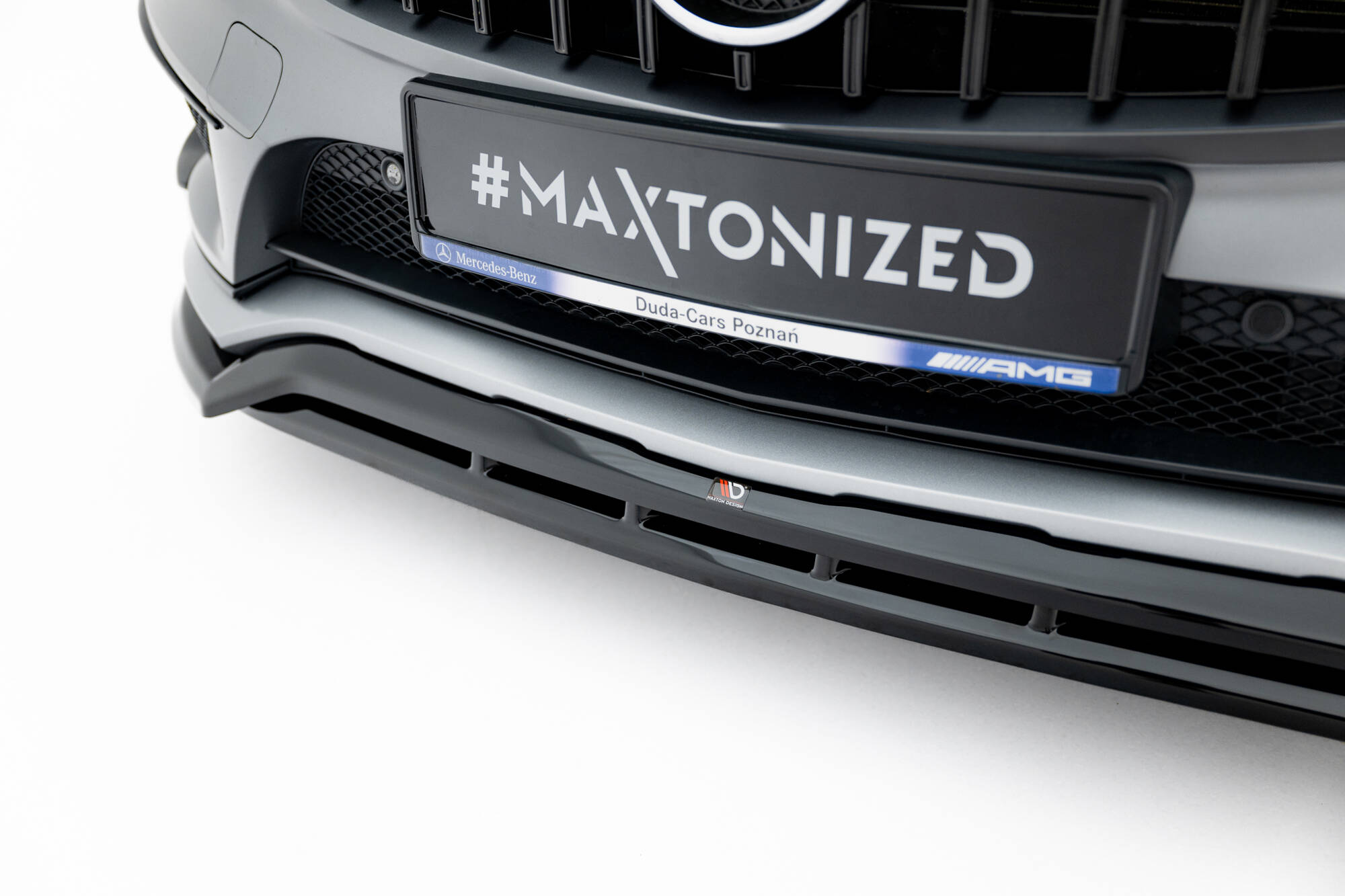 Voorspoiler Mercedes-Benz GLA 45 AMG Off-roader X156 Maxton Glanzend zwart