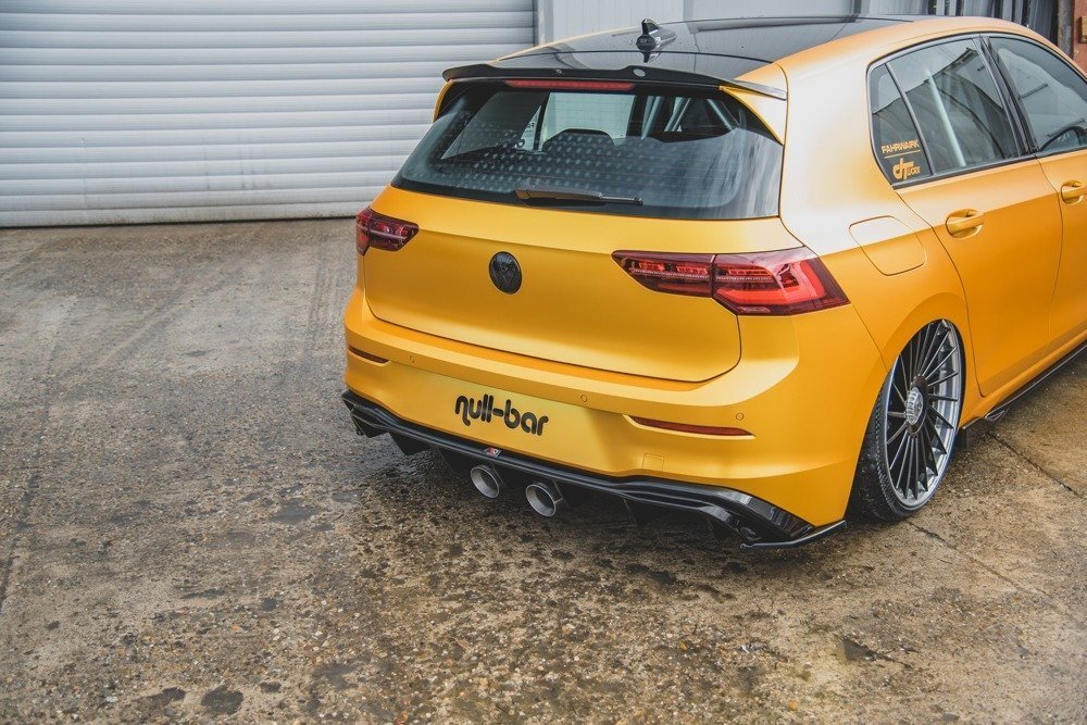 Diffuser Volkswagen Golf 8 Glans Zwart (R32 LOOK) met uitlaat