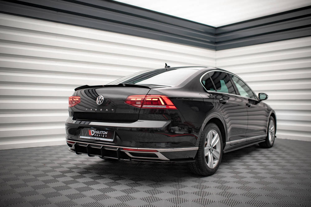 Street Pro Diffuser VW Passat B8 FL Maxton Glans Zwart