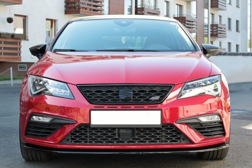 Voorspoiler Seat Leon FR 5F Maxton Design glans zwart