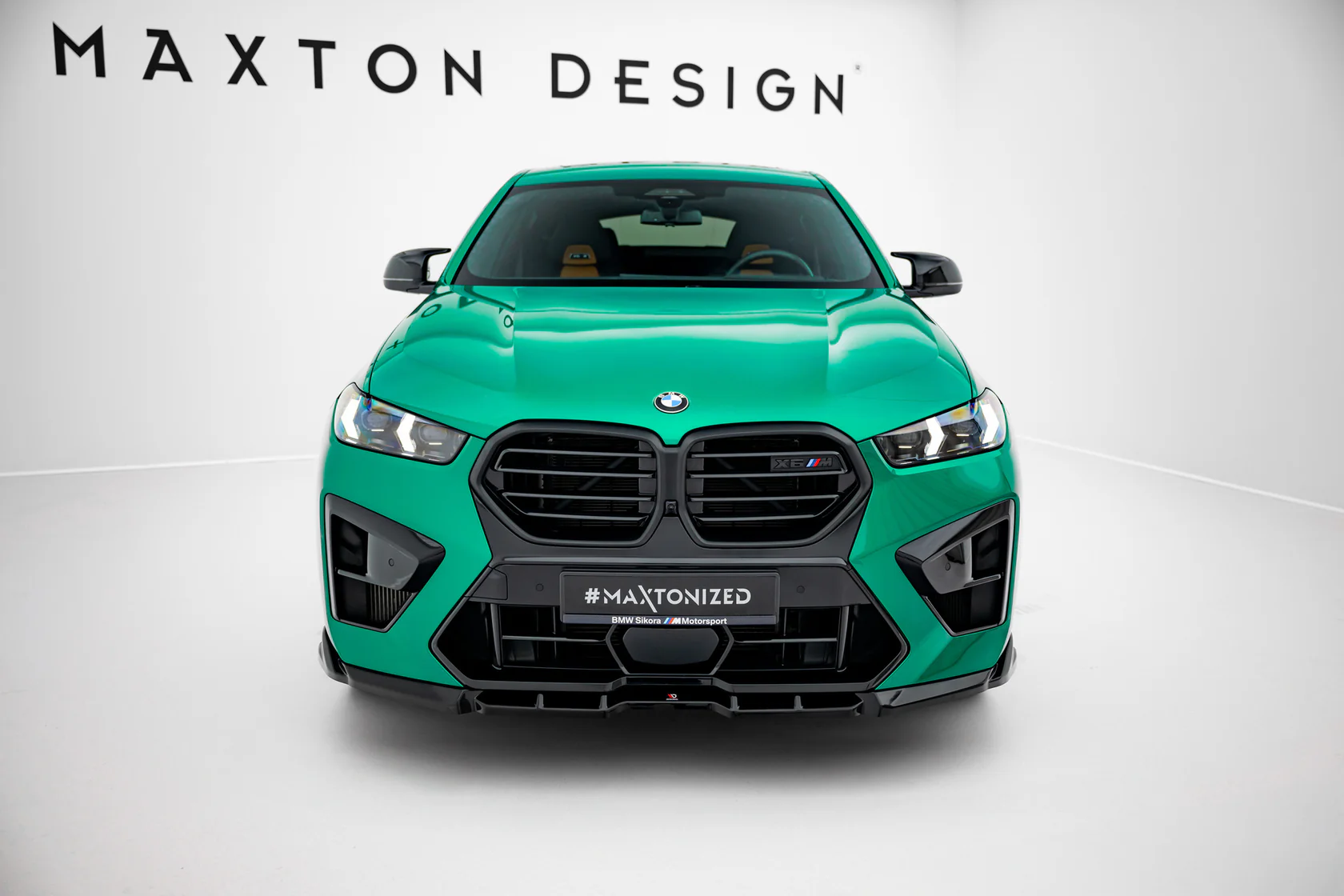 Voorspoiler BMW X6 M F96 Facelift Maxton Glanzend zwart