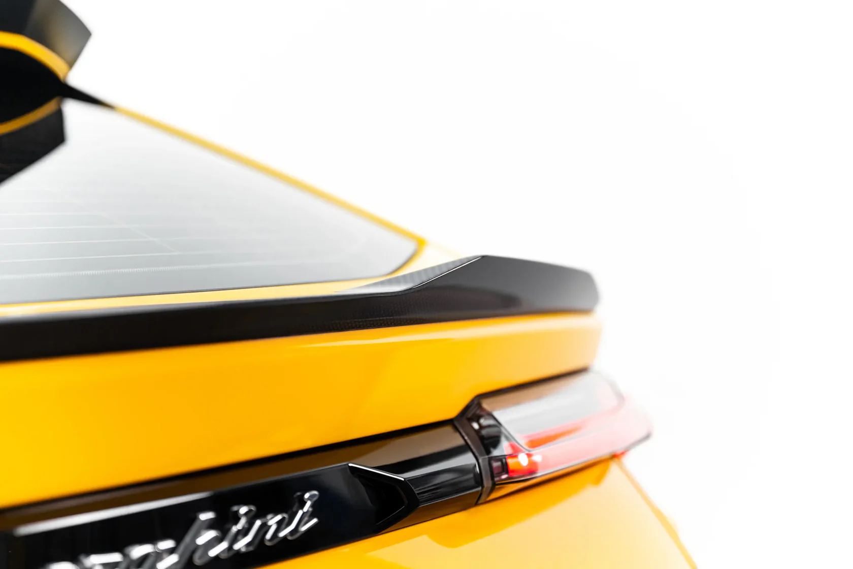 Lamborghini Urus Mk 1 Spoilercap Carbon Fiber