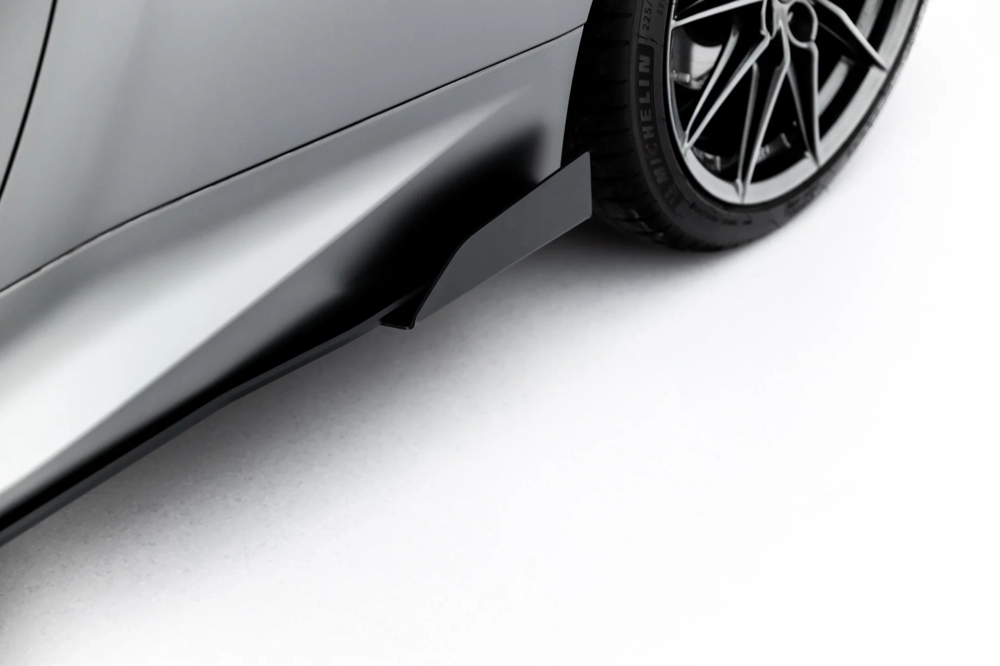 Zijskirts Toyota GR Yaris Mk4 Facelift – Maxton Street Pro Side Skirts Diffusers + Flaps