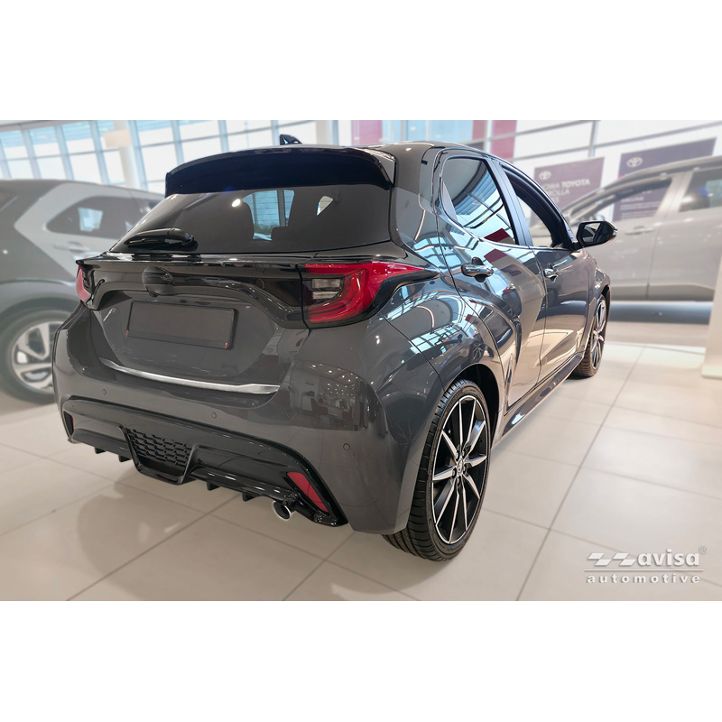 Avisa Geborsteld RVS Kofferbak Sierlijst  Toyota Yaris (P21) 2020-2024 & Facelift 2024-