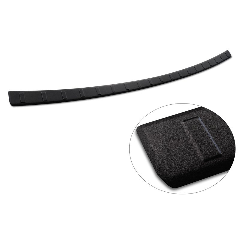 Matzwart RVS Achterbumperprotector  Toyota Corolla Cross 2022- 'Ribs'