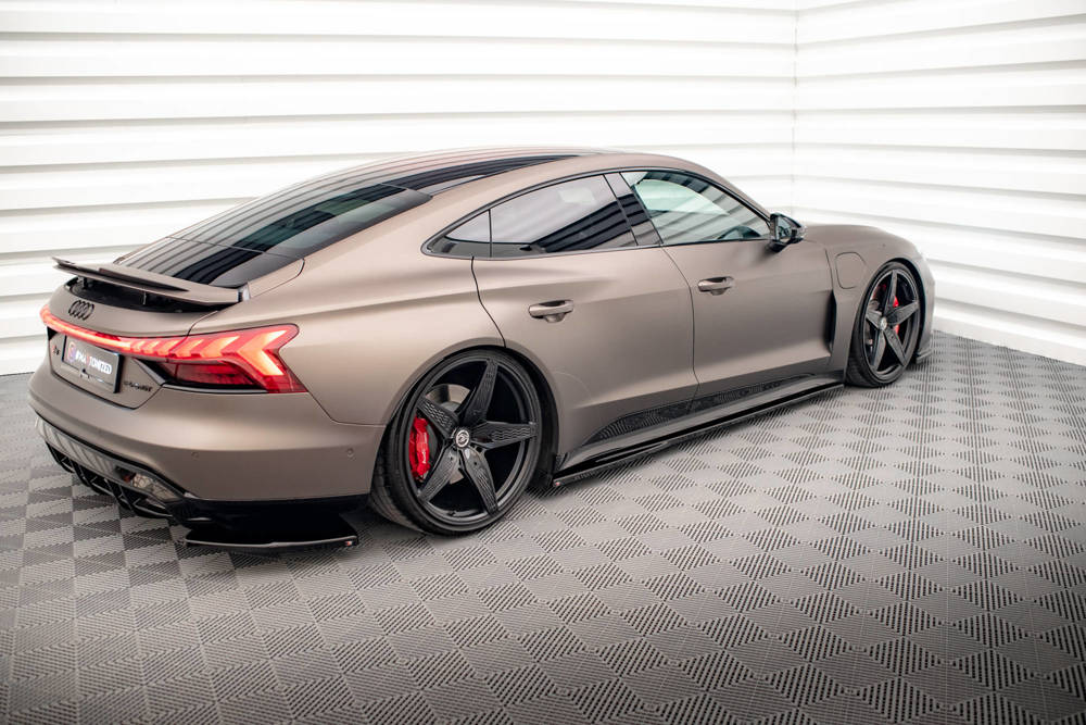 Zijskirts V.1 Audi E-Tron GT & RS GT Maxton Glans Zwart