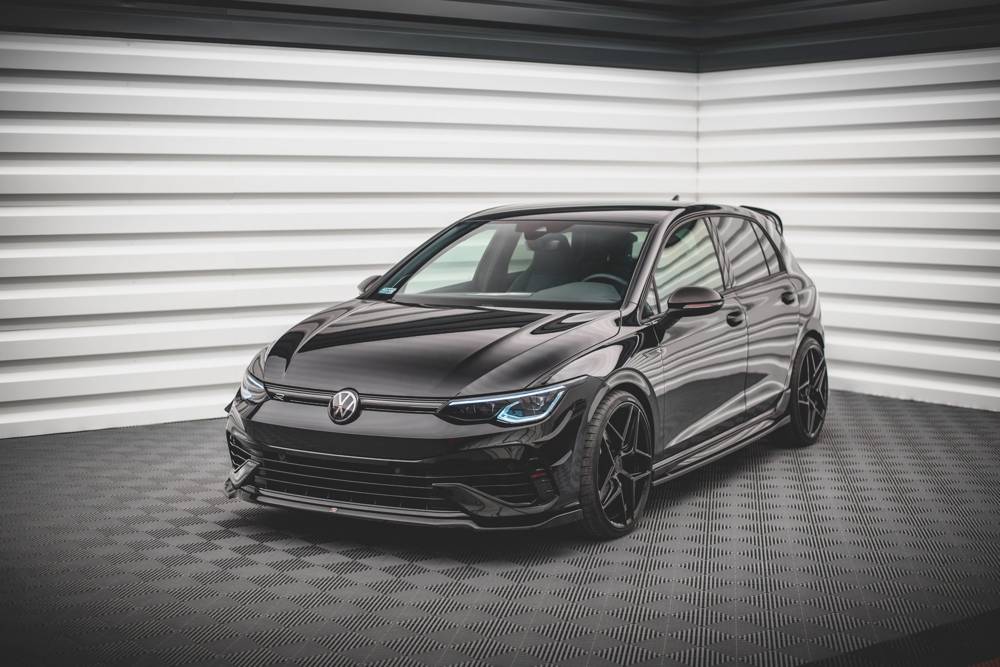 Voorspoiler V.6 for Volkswagen Golf 8 R Carbon Look