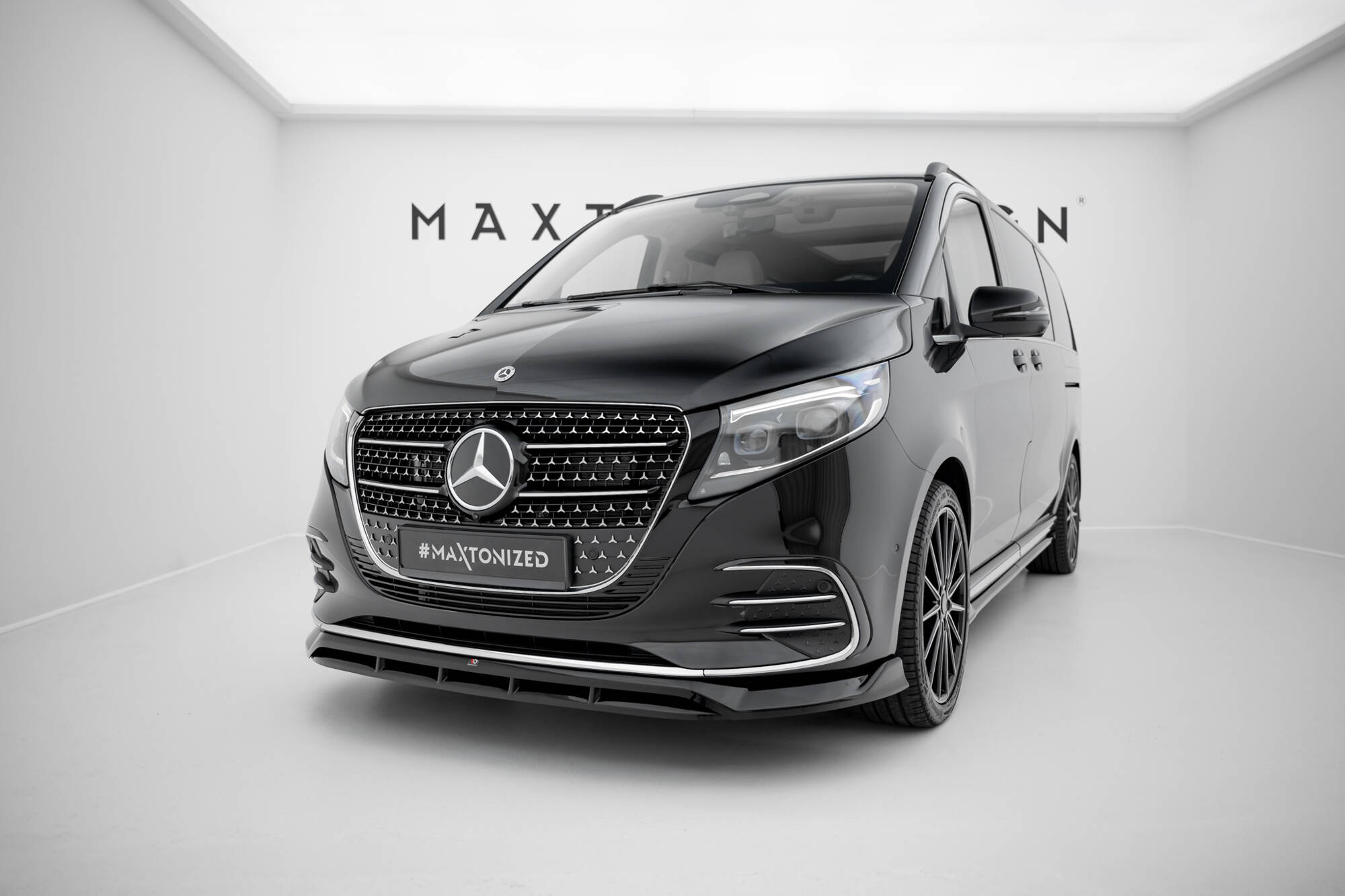 Voorspoiler Mercedes-Benz V AMG-Line W447 Facelift 2 Maxton Glanzend zwart