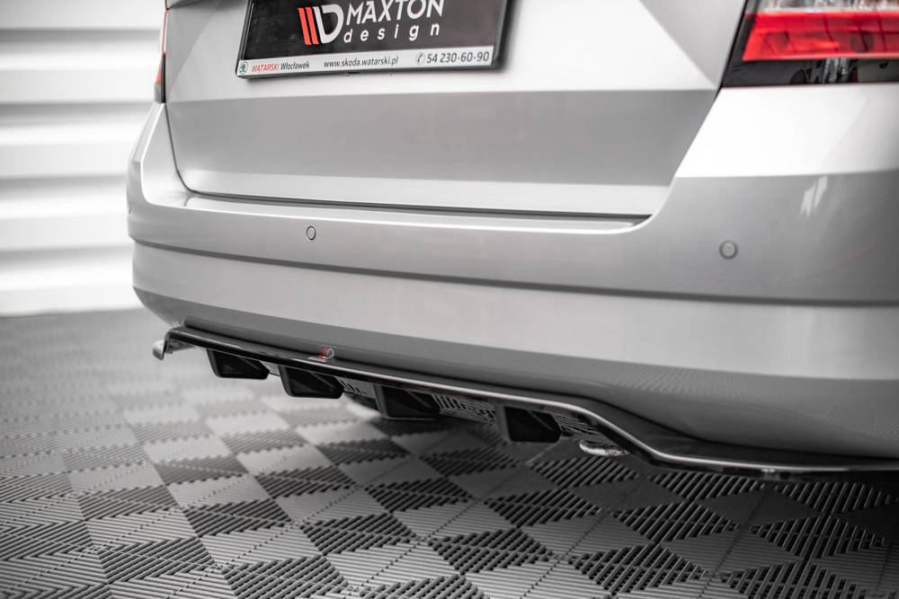 Diffuser Skoda Fabia MK3 Glans Zwart Maxton