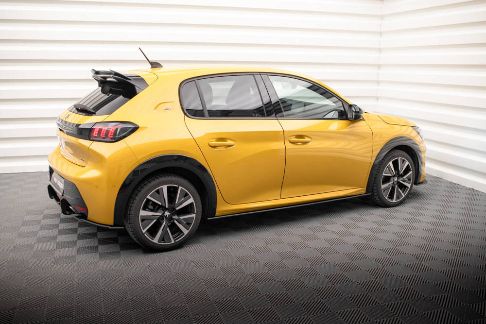 Zijskirts Street Pro Peugeot 208 GT Maxton