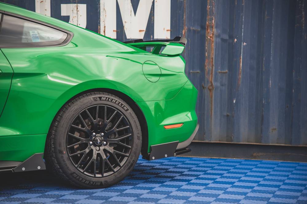 Zijdiffusers met Canards Ford Mustang GT MK5 FL Maxton Glans Zwart