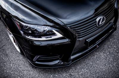 Voorspoiler Lexus LS Mk4 Facelift Glans Zwart