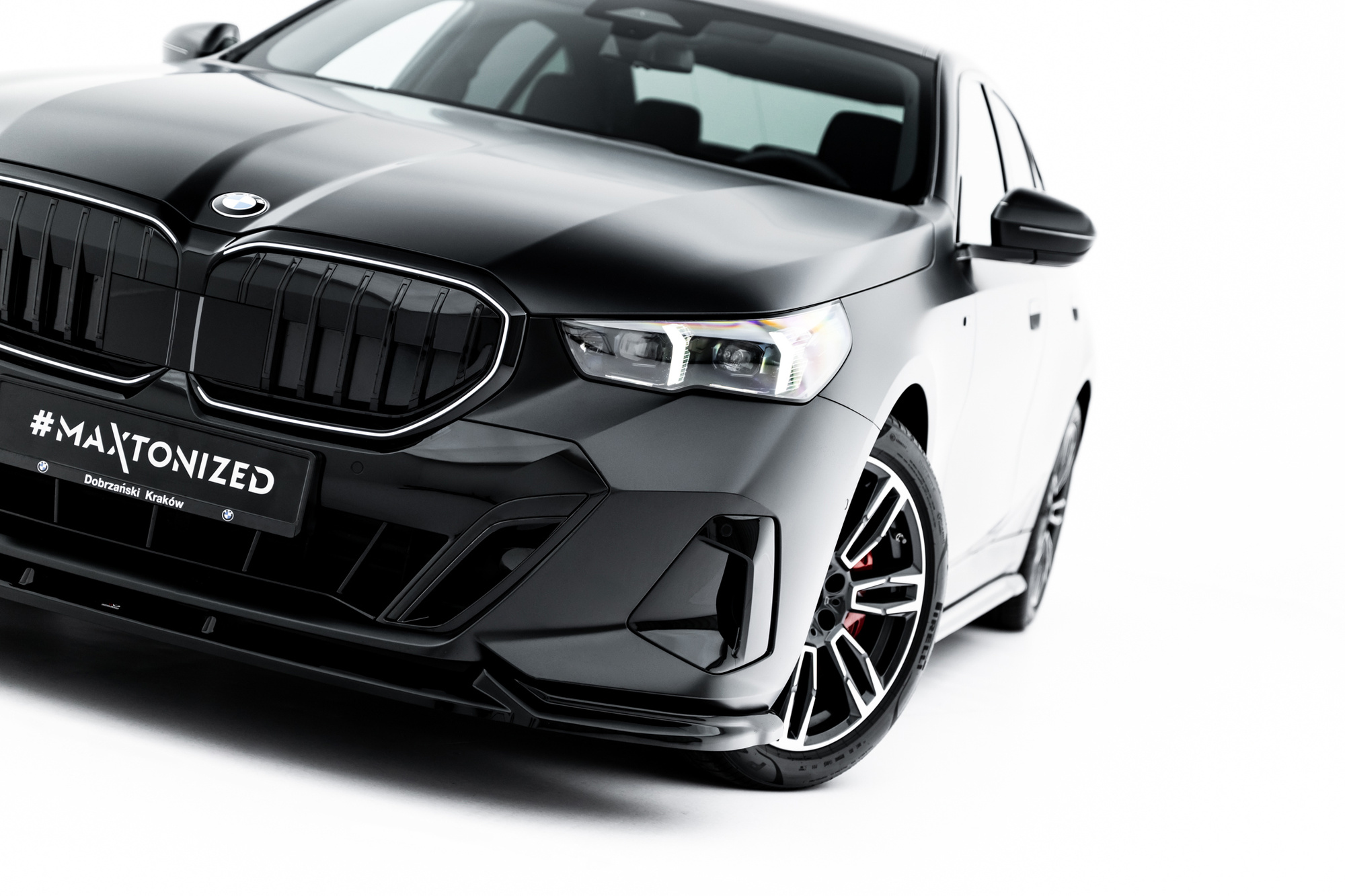 Bodykit BMW 5-serie G60 M-Pack Maxton Glanzend zwart V.1