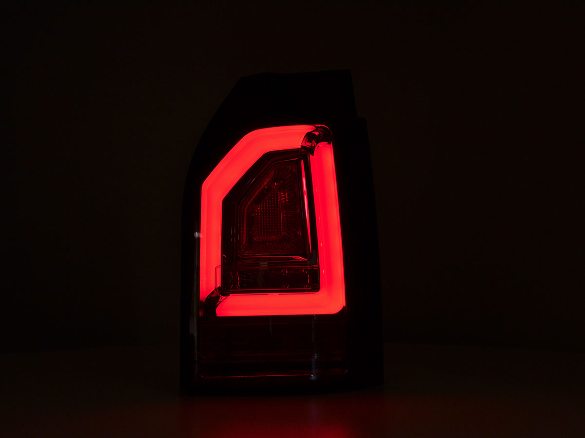 Achterlichten VW Transporter T6 LED Tube Dynamic Achterdeuren smoke
