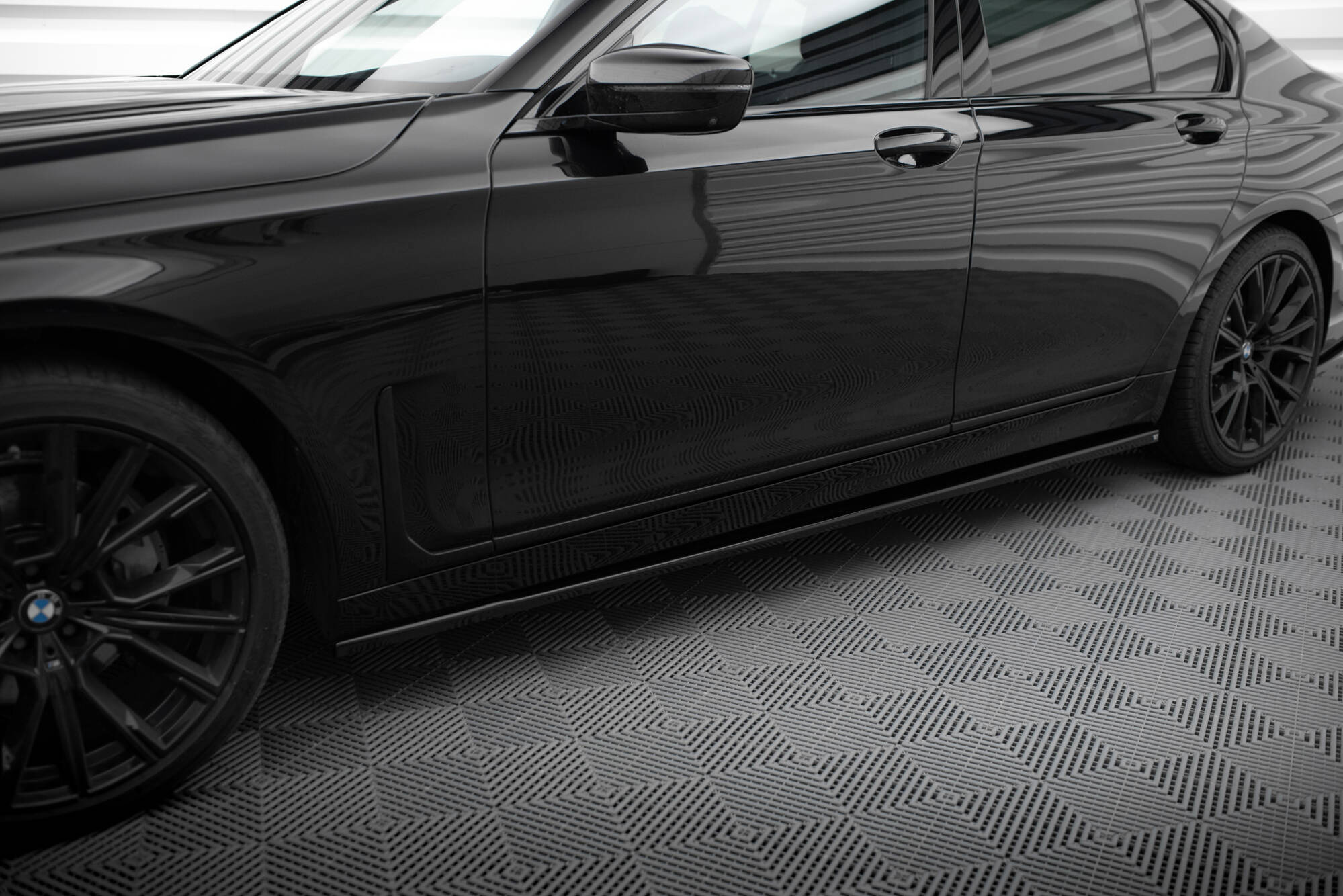 Bodykit – BMW 7 Series G11 Facelift (2019–2022)