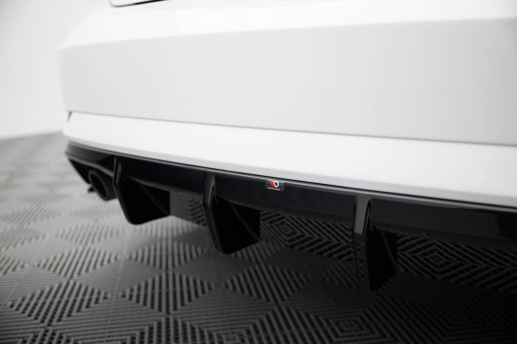 Achter Diffuser Audi A3 Sedan 8V Facelift Maxton Glanzend zwart