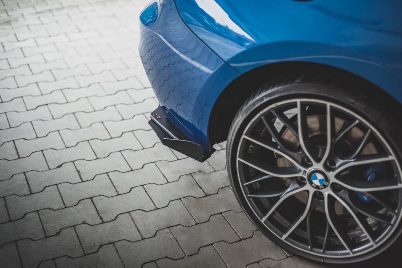 Race achterzijde skirts + rand BMW 1-Serie M135I F20 Maxton Design zwart