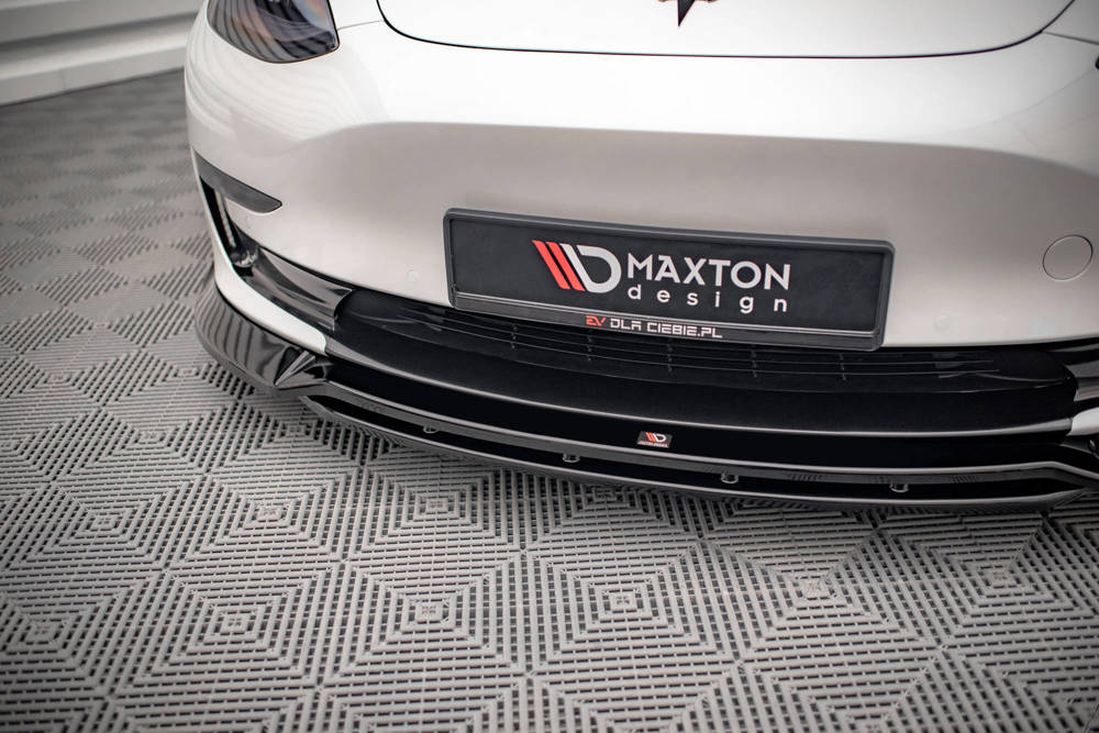 Voorspoiler V.3 Tesla Model 3 Gloss-Black Maxton
