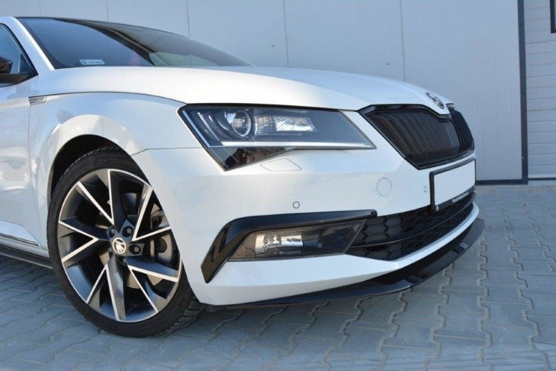 Voorspoiler Skoda Superb 3 Maxton Design glans zwart V.1