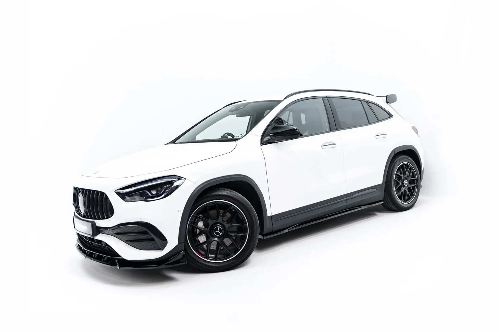 Bodykit Mercedes-AMG GLA 35 H247 Glans Zwart