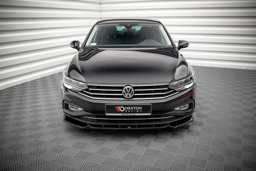 Voorspoiler V.1 VW Passat B8 FL Maxton Glans Zwart