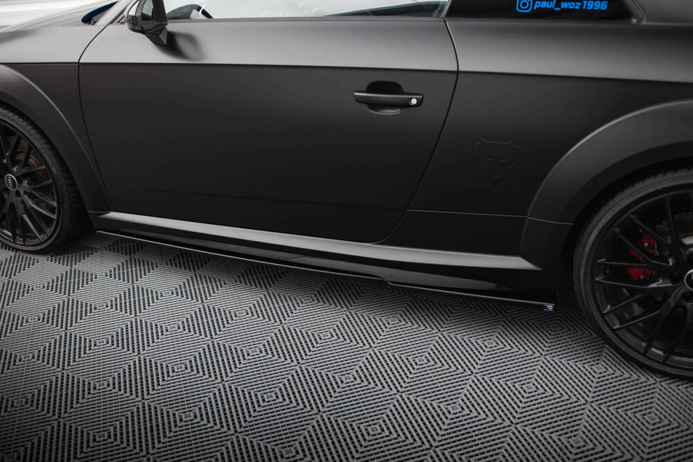 Zijskirts Audi TT S-Line / TTS 8S FL Maxton Glans Zwart
