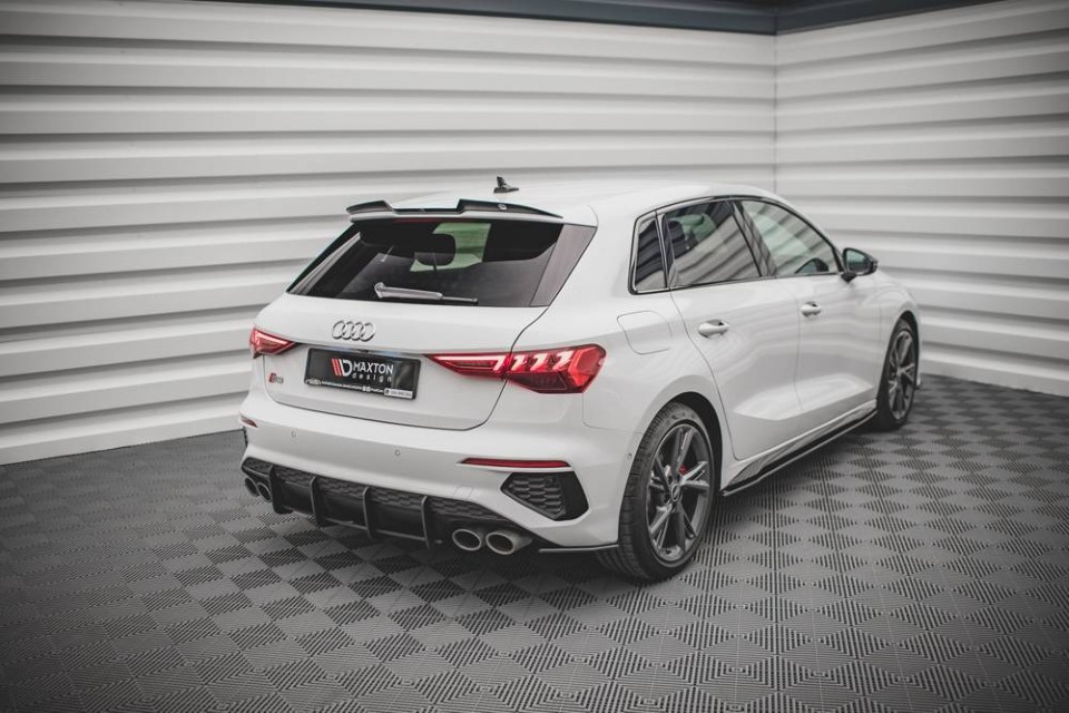 Spoiler V.1 Audi RS3 / S3 / A3 S-Line 8Y Maxton Glans Zwart
