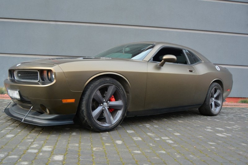 Voorspoiler Dodge Challenger MK3. Phase-I SRT8 Coupe V.1 Glanzend Zwart