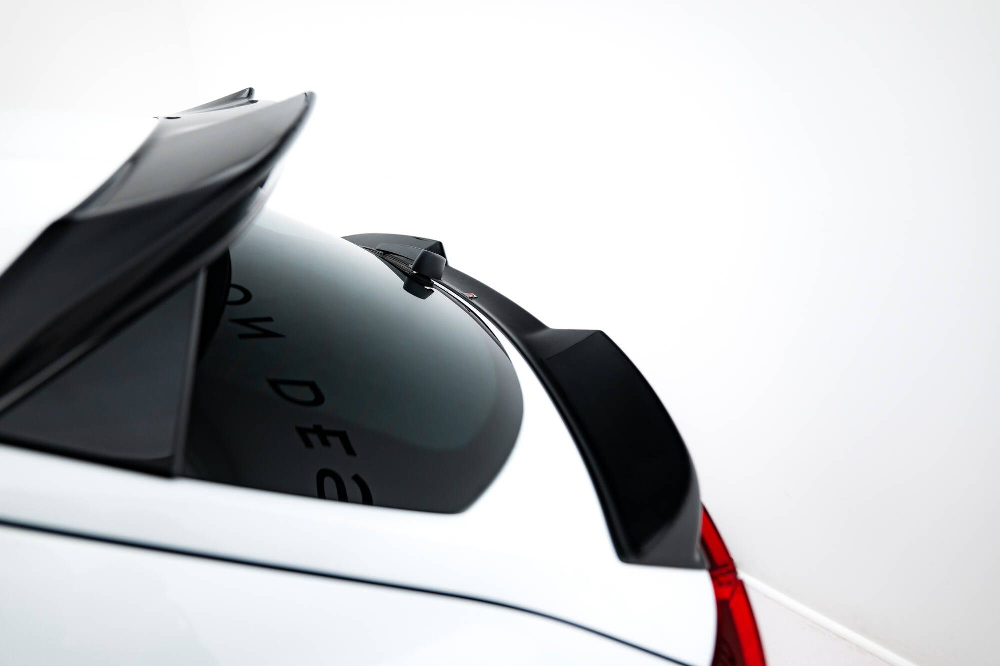 Bodykit V.1 Cupra Formentor MK1 Facelift Maxton Glanzend zwart