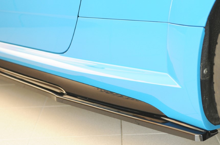 Zijskirts Audi TT  8S S-line/TTS/TT-RS (19mm hoog) Rieger glans zwart