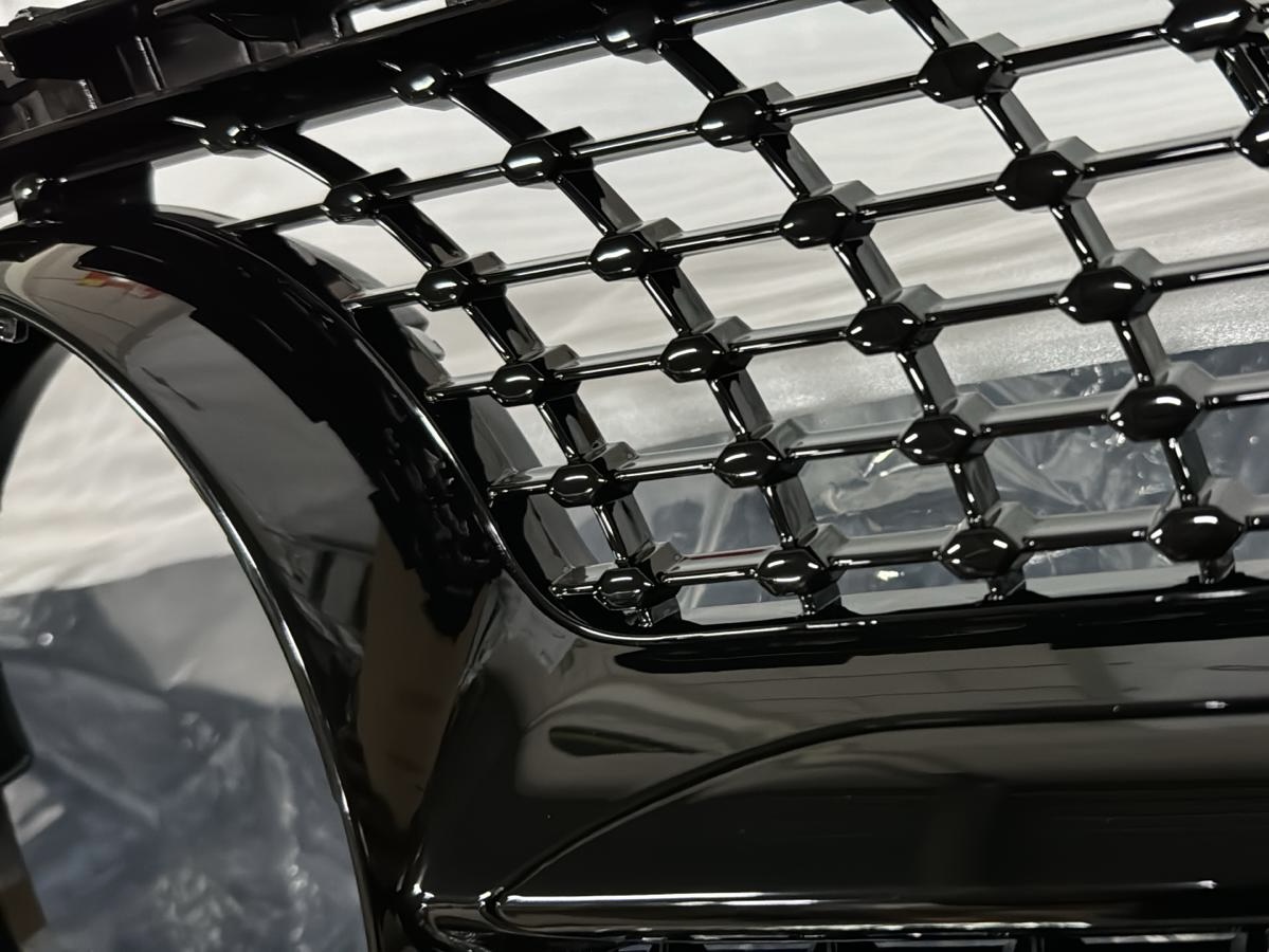 Grill Mercedes A-Klasse W176 16-19 Diamond Glans Zwart