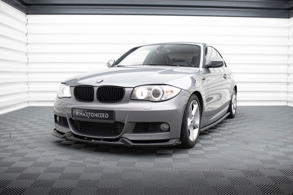 Voorspoiler BMW 1 E82 Glanzend Zwart Maxton V.1