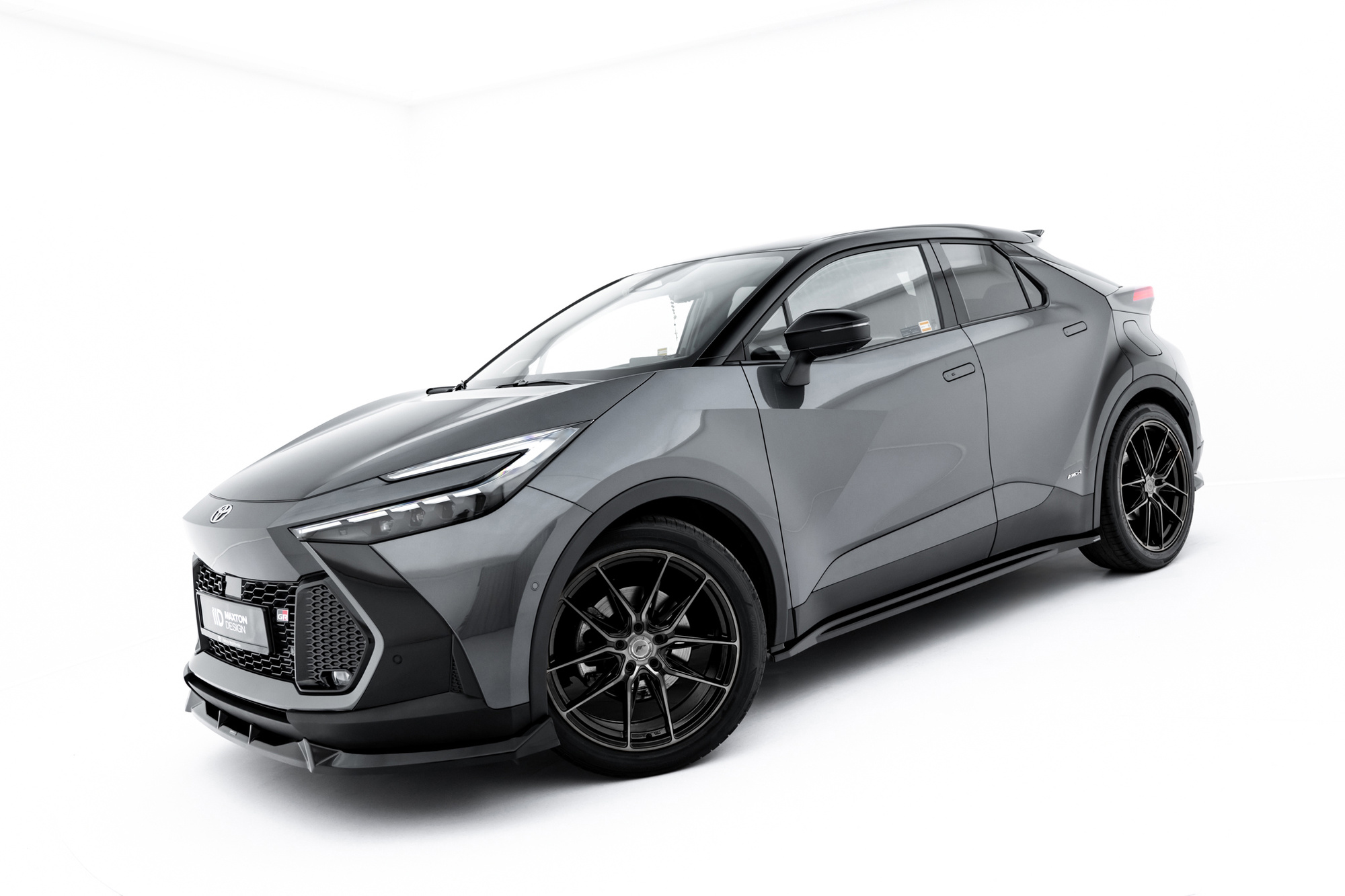 Bodykit Toyota C-HR Mk2 glans zwart
