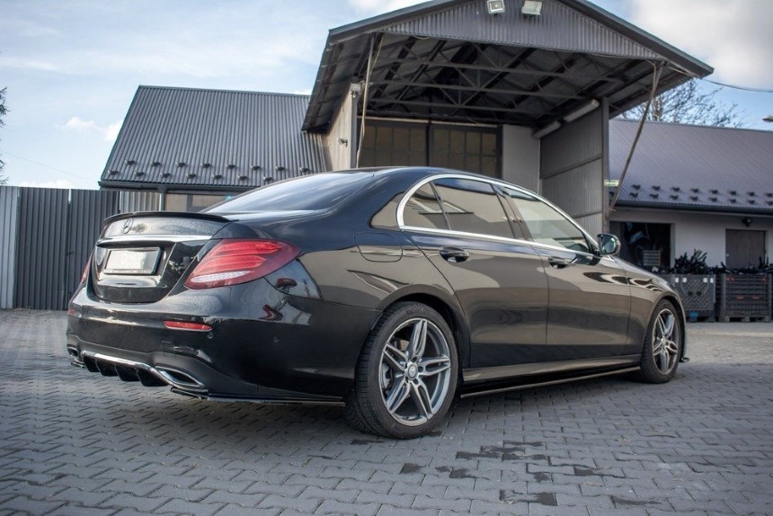 Diffuser Mercedes E43 AMG/AMG-Line W213 Maxton Design glans zwart