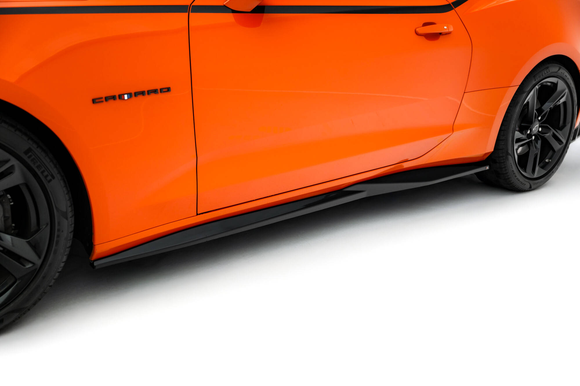 Zijskirts V.1 Chevrolet Camaro SS MK6 Facelift Maxton Glanzend zwart