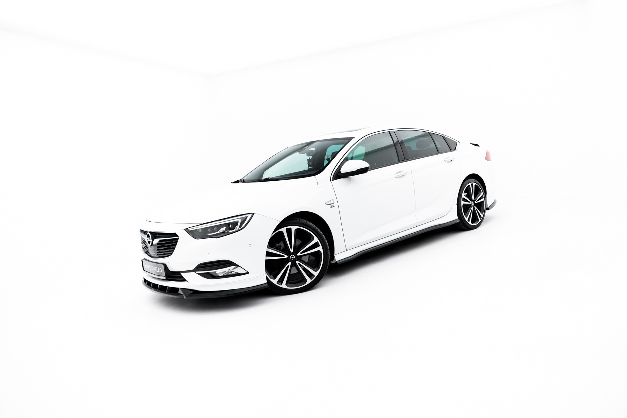 Zijskirts Opel Insignia OPC-Line Mk2 2017–2020 van Maxton Design