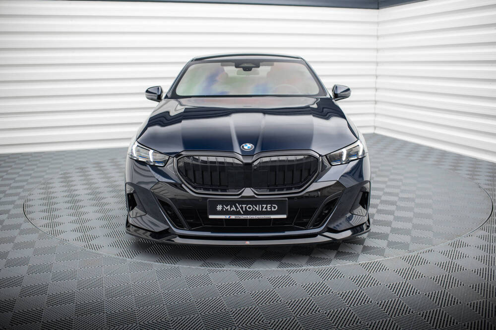 Voorspoiler BMW 5 G60 M-pack V.2 Glans Zwart Maxton