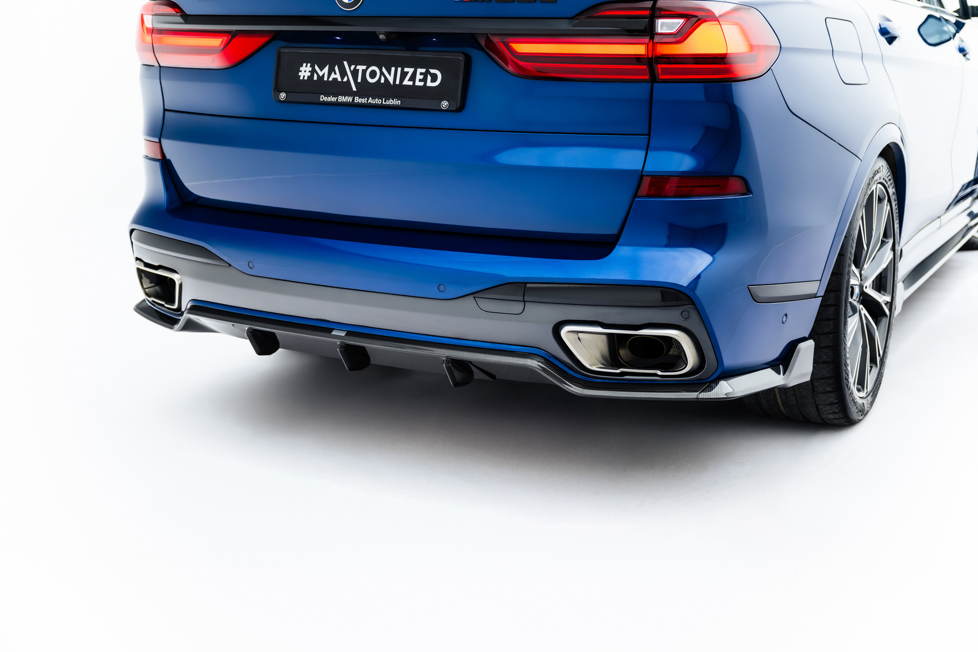 Prepreg Carbon Fiber Achterdiffuser BMW X7 M-Pack G07 / G07 Facelift (Met Trekhaak) – Maxton Design