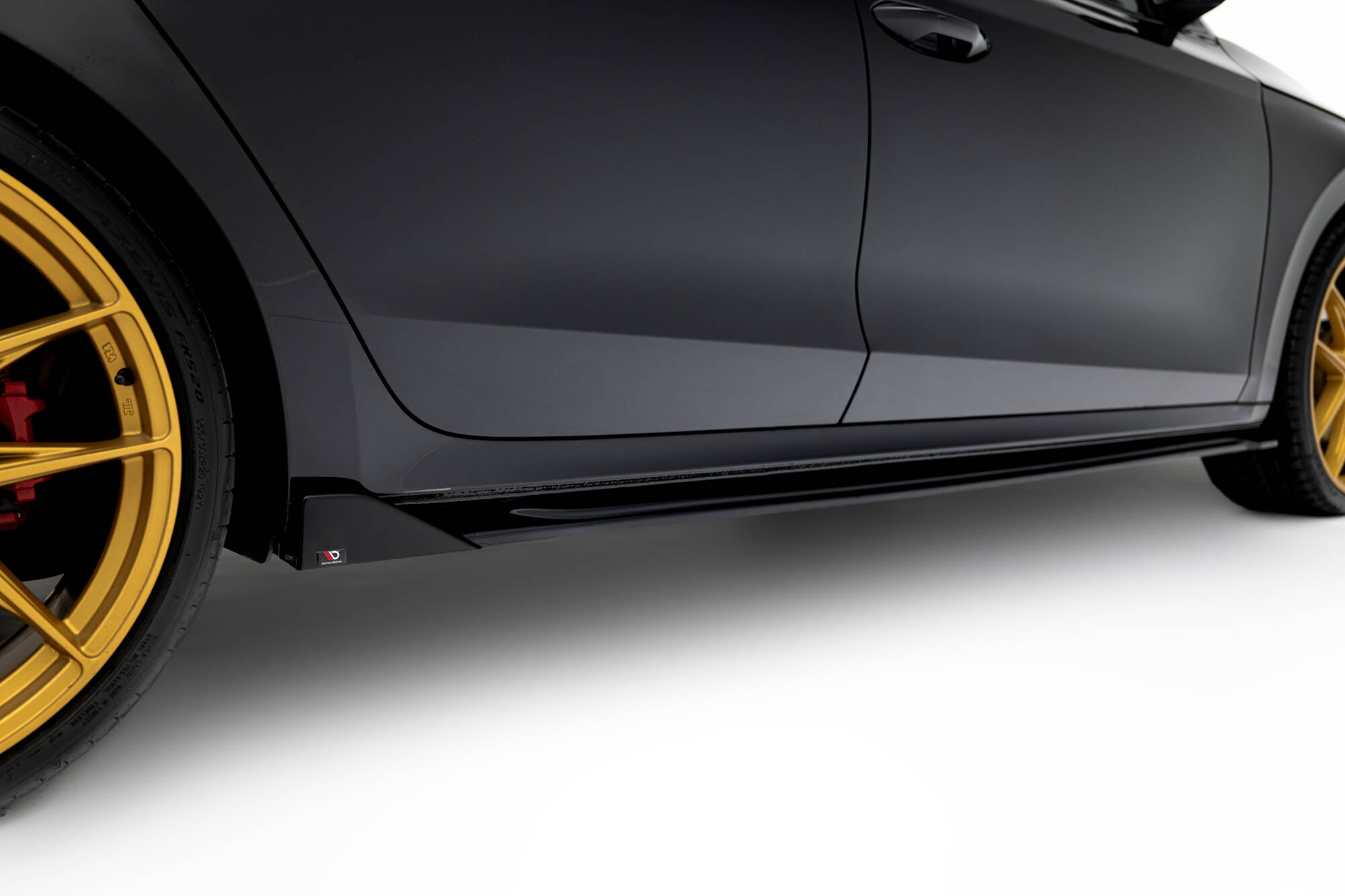 Zijskirts V.2 Skoda Octavia RS Liftback / Combi MK4 Facelift Maxton Glanzend zwart