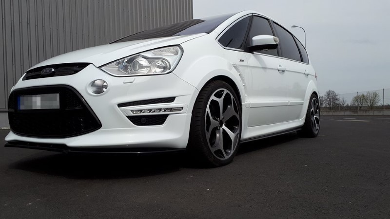 Voorspoiler Ford S-Max Titanium Mk1 FL Glanzend Zwart